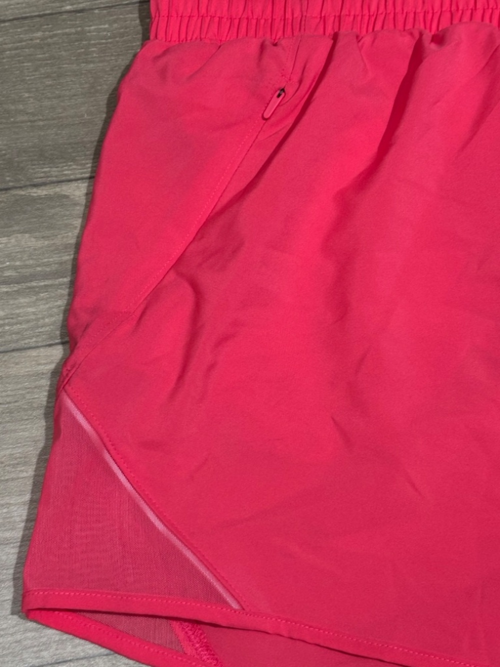 All In Motion Women's Woven Mid-Rise Run Shorts Vibrant Pink - Picture 4 of 16
